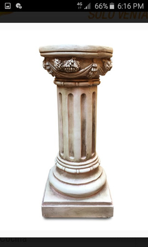 Figura Pedestal Tipo Romano Con Detalles