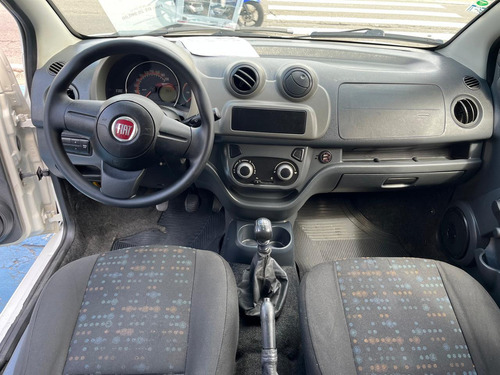 Fiat Uno Uno Vivace 1.0 8V (Flex) 2p
