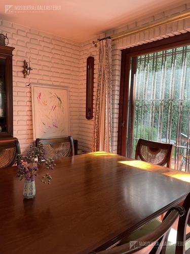 Imagen 10 de 30 de Casa En Excelente Zona De La Horqueta