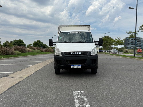Iveco Daily 70/17 Doble Cabina