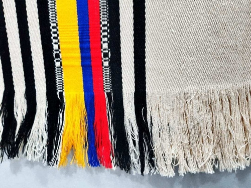 Imagen 4 de 4 de Poncho Costeño Bandera #1