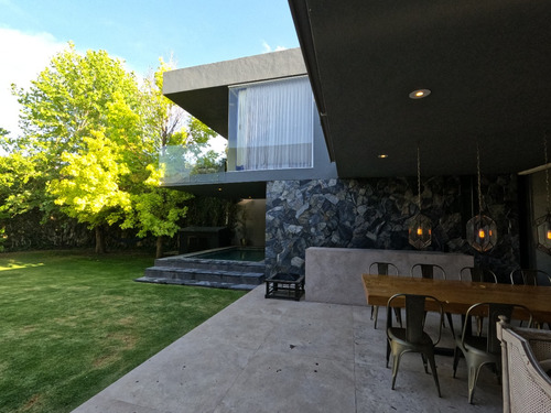 Casa En Venta Santa Fe Juriquilla Con Alberca Propia Queretaro