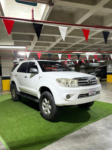 Toyota Fortuner 4x4 2010