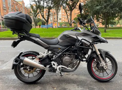 Benelli Trk 251 - Modelo 2023 - 17.000 Km Frenos Abs, Incluy