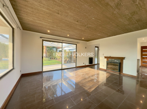 Excelente Casa En Parcela, Chicureo Central