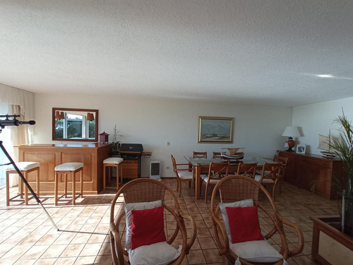 Imagen 9 de 30 de Venta Apartamento 3 Dormitorios En Suite Mas Dependencia Vista Al Mar Punta Del Este