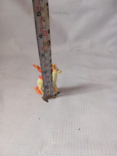 Pokémon Rapidash Figura (Usado)