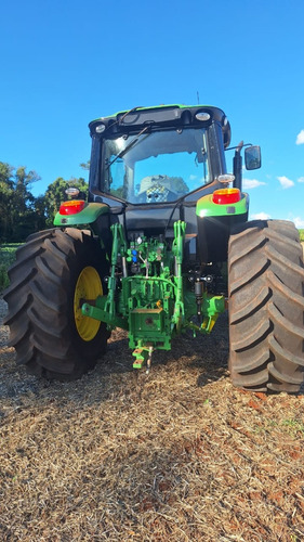 Trator John Deere 6135 M Ano 2022