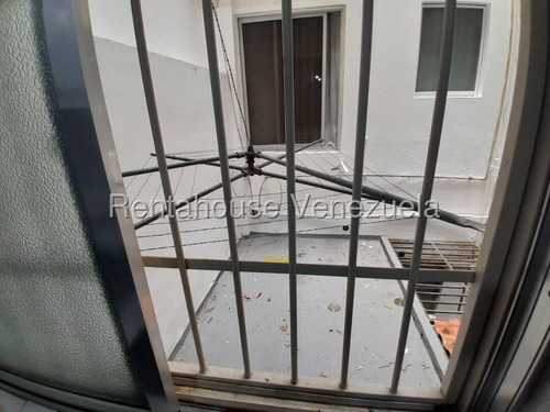 Alquiler De Apartamento En La Candelaria #25-23557