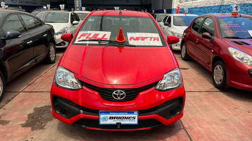 Imagen 2 de 8 de Toyota Etios X 1.5 2019