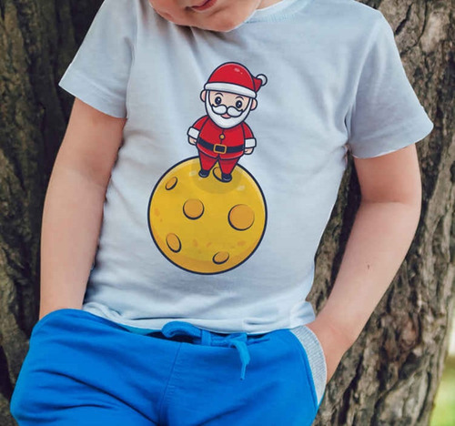 Camiseta Navideñas Santa Claus En La Luna Camisa Estampada