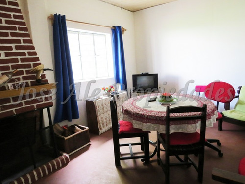 Imagen 6 de 10 de En Venta Dos Casas En Un Mismo Padrón Colonia Del Sacramento