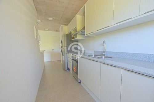 Apartamento En Alquiler - Punta Del Este- Ref: 3633