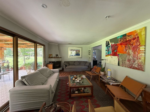 Linda Casa En Parcela Estilo Chileno 5d, 3b Buenos Accesos
