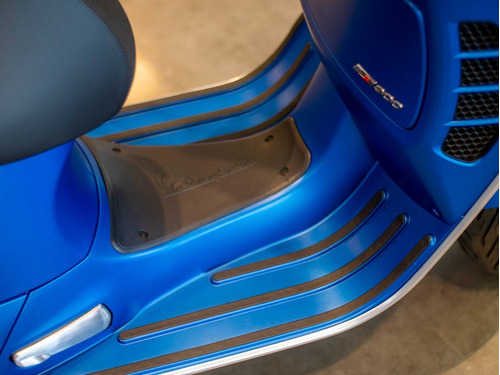 Imagen 23 de 25 de Vespa Gts 300 Super Sport Azul Mate Entrega Inmediata