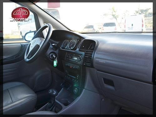 Chevrolet Zafira Expression 2.0 Automático 2012