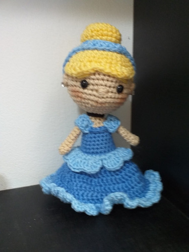 Imagem 2 de 8 de Amigurumi Cinderela