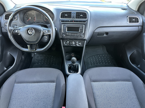 Volkswagen Polo 1.6 L4 Sound Mt