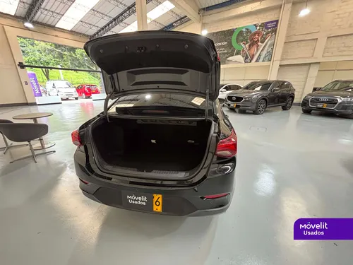 Chevrolet Onix 1.0T Premier Sedan At