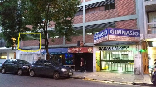 Imagen 6 de 9 de Cochera Grande Cubierta En Pleno Barrio De Palermo