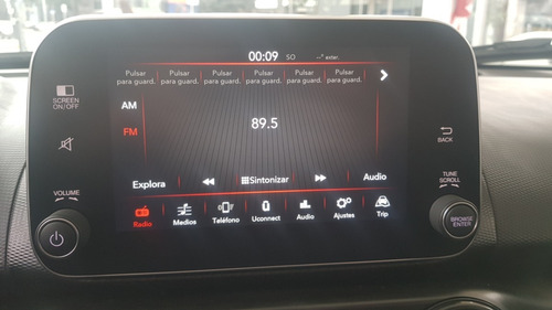 Imagen 13 de 15 de Fiat Cronos Style 1.3 My 2023