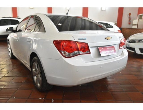 Imagem 10 de 13 de Cruze 1.8 Lt 16v Flex 4p Automático