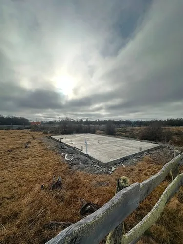 Lote De 595 M² Con Platea Construida 70 M2 - foto 1