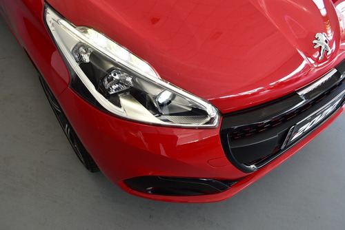 Imagen 8 de 20 de Peugeot 208 1.6 Gt Thp 2020