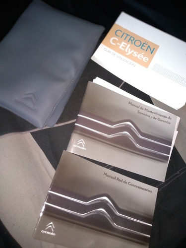 Imagen 19 de 23 de Citroën C-elysée 2019 1.6 Feel Vti 115 Am18