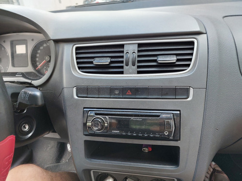 Volkswagen Fox 1.6 Vht Trend Total Flex 5p