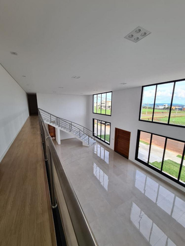 Imagem 6 de 27 de Magnifica Casa A Venda No Condomínio Residencial Esplanada Em Tatuí/ Sp - 1467