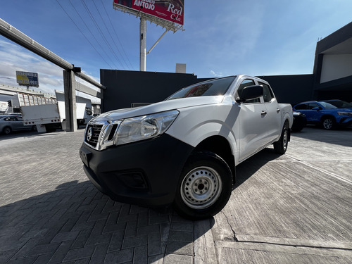 Nissan NP300 2.4 Doble Cabina Se Aa Pack Seg Mt