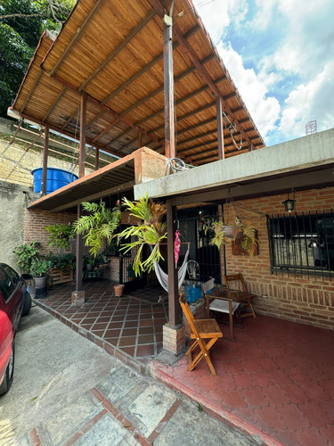 Venta Casa Urbanización Turumo 970 M2 Jk