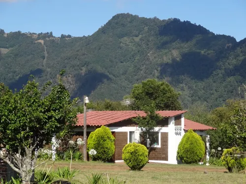 Vendo Hermosas Cabañas Estilo Americano Con Negocio De Hospedaje