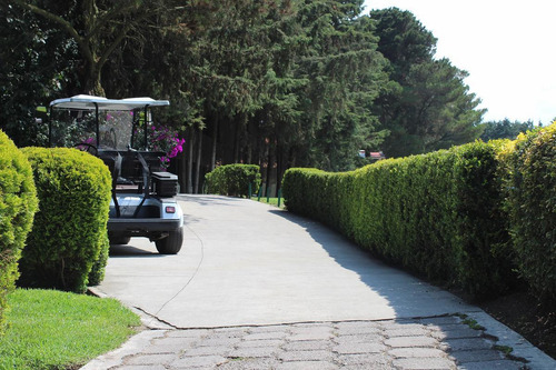 Venta De Lote De Terreno En Residencial Club De Golf San Carlos Metepec