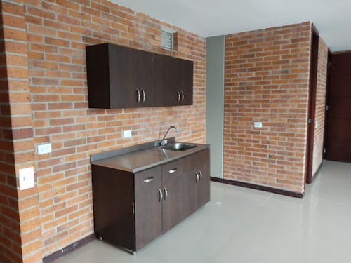 Imagen 6 de 9 de Oficinas En Arriendo Castropol 473-9484