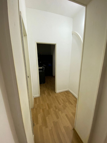 Imagen 5 de 13 de En Venta Fte A Estacion Depto Tipo Casa 4 Amb En Muy Buen Estado En Lanus (079)