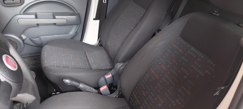 Imagem 9 de 14 de Fiat Uno Vivace 1.0ano:2014 Preto Flex Completo
