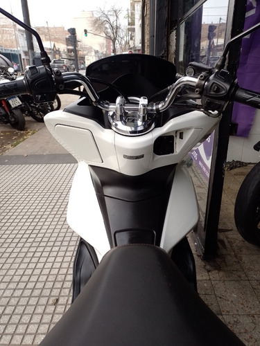 Honda Pcx 150 Tangomotos Buen Estado Listo Para Transferir 3