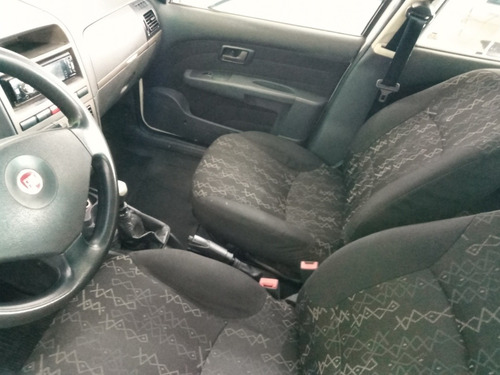 Imagem 4 de 6 de Fiat Palio Weekend 2012 1.6 16v Trekking Flex 5p