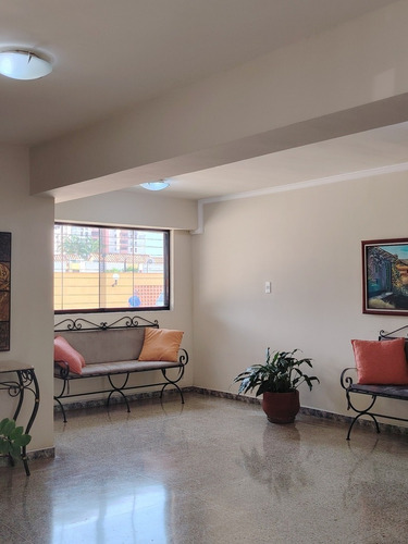 Elena Hidalgo Vende Hermoso Apartamento En Res. Bromelia. Tazajal. Municipio Naguanagua. Edo Carabobo. Cercano A Centros Comerciales Y Fácil Acceso A La Autopista (solo Clientes)