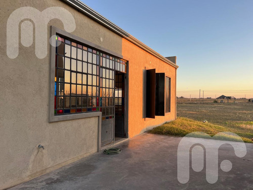 Casa En Venta En Barrio Las Luciérnagas Arana
