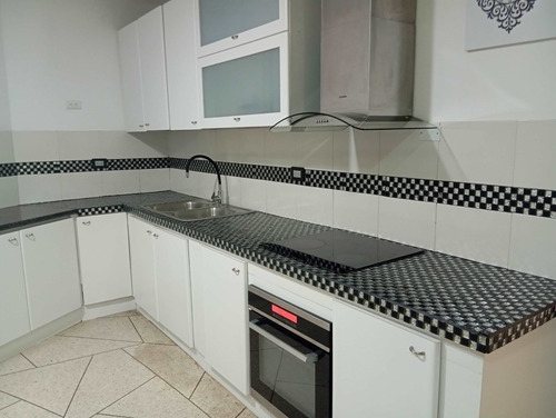 Se Alquila Anexo 120m2 Prados Del Este