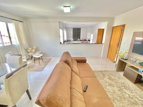 Imagem 3 de 30 de Guará 2 Sobrado Com +/- 450m² De Área Construída Em Um Terreno De 200m² De Área Total, São 7 Quartos Sendo 2 Suítes. - Villa132661