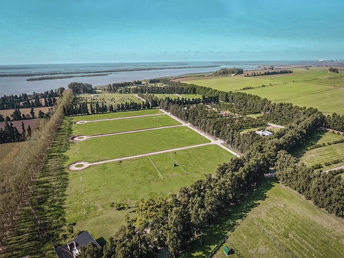 Terreno Con Excelente Ubicación En Azares Del Paraná, Fighiera