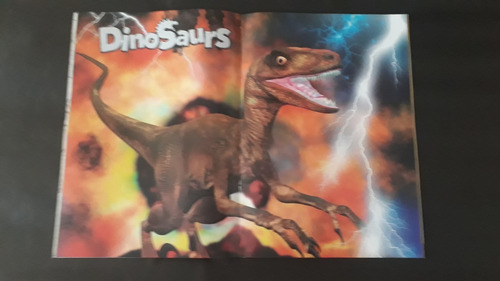 Album Dinosaurs Con Lote Figuritas Sin Repetir Y Juguete