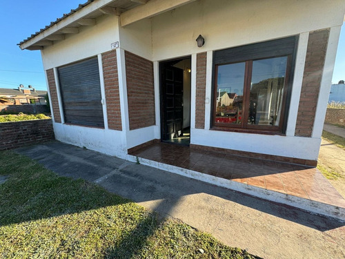 Venta Chalet Santa Clara A Metros Del Mar