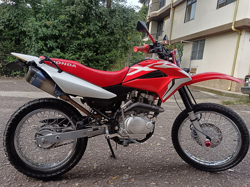 Moto Honda Xr 150.modelo 2024,modificada,