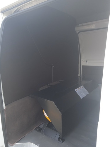 Imagen 10 de 14 de Mitsubishi Panel L300