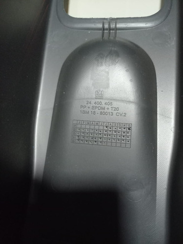 Console Central Dos Bancos Gm Corsa Montana 2006 24400405